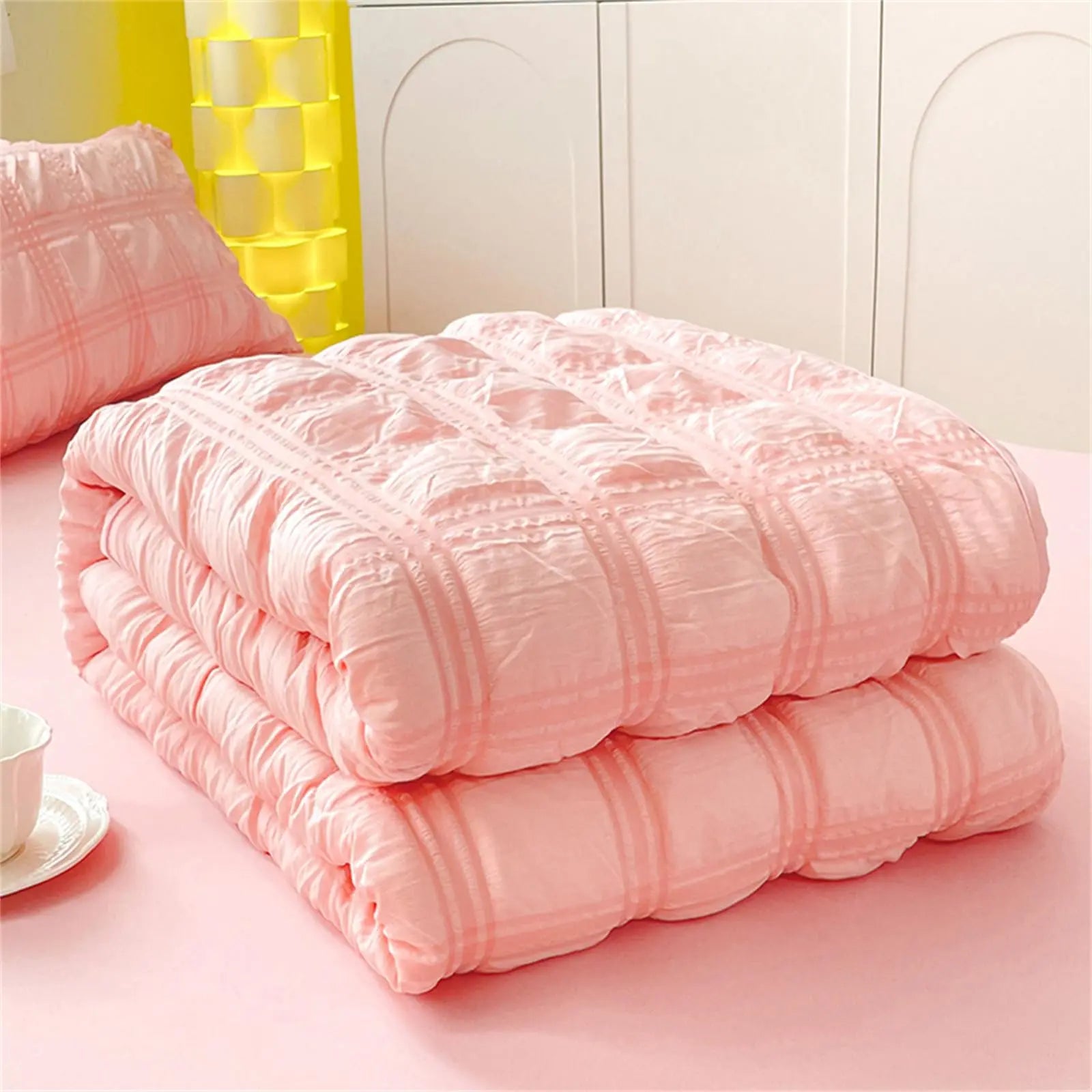 Slumblr® Seersucker Quilt Slumblr