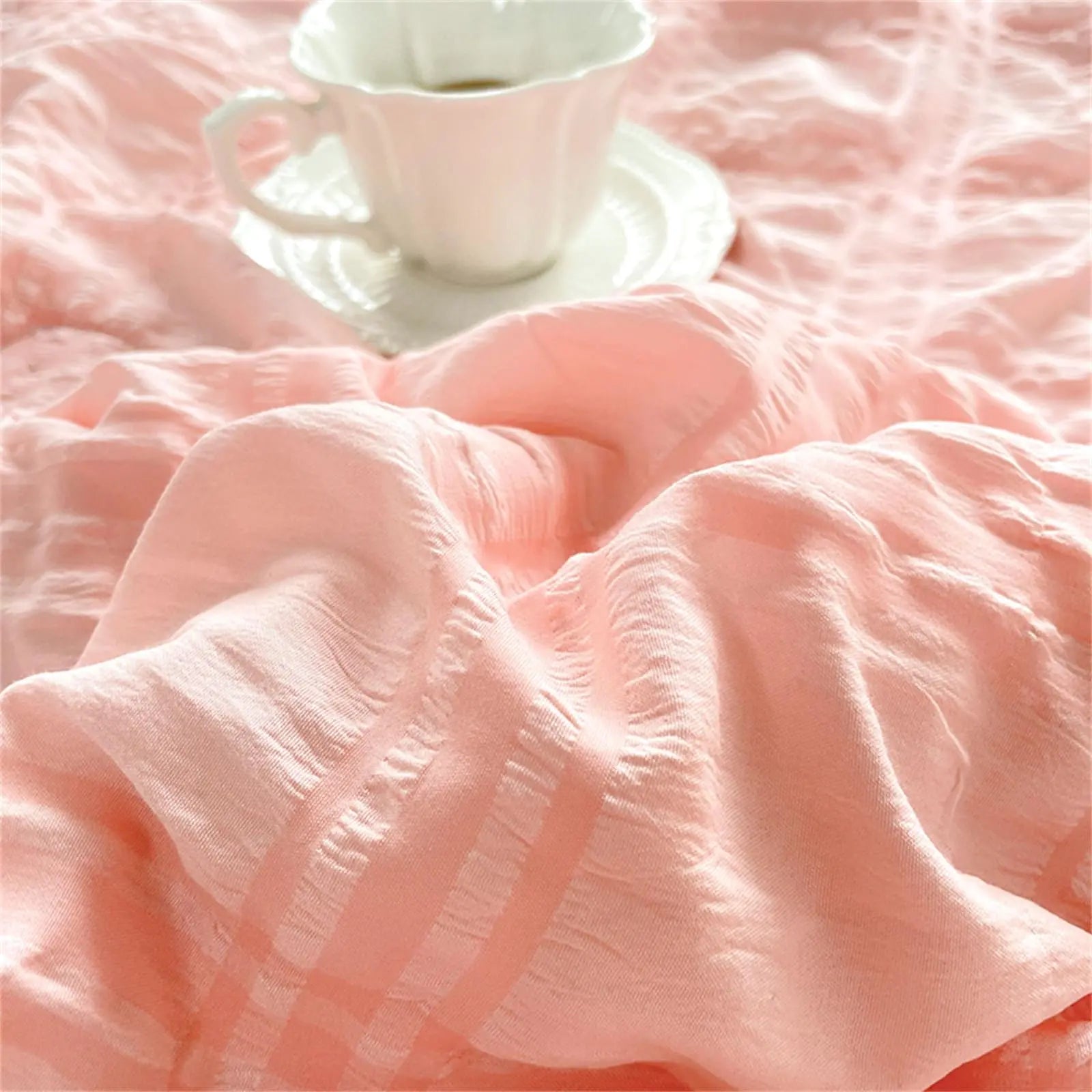 Slumblr® Seersucker Quilt Slumblr