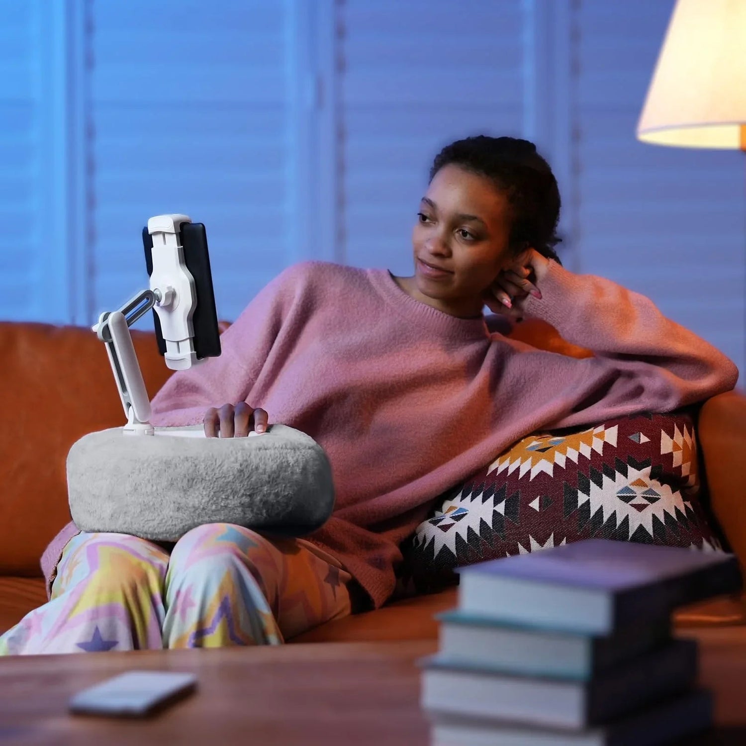 Hands-Free, Pain-Free: The Cozy Way to Use Your Devices at Home