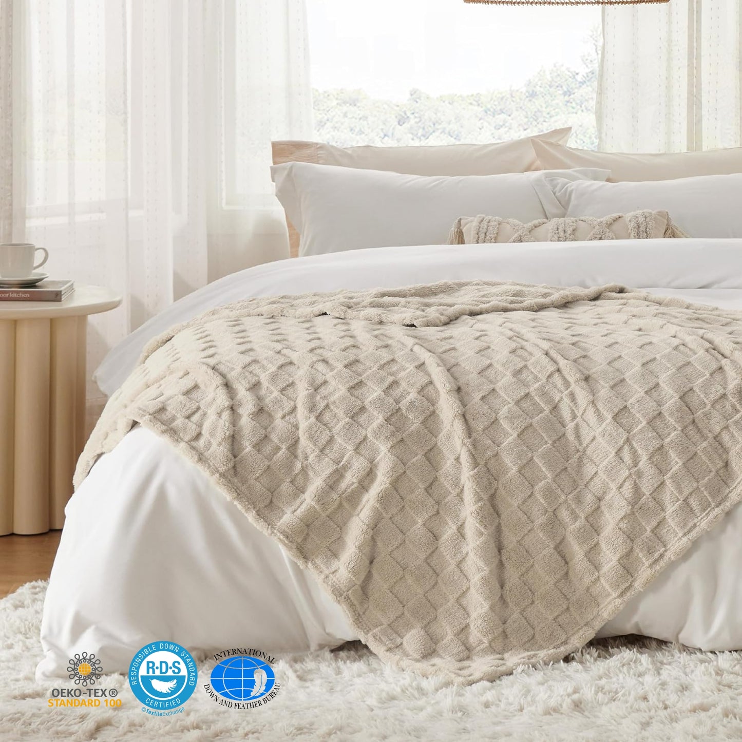 Slumblr® Cozy Checkered Fleece Throw Blanket