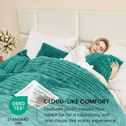 Slumblr® Winter Warm Fleece Bedding Set with Pillowcase