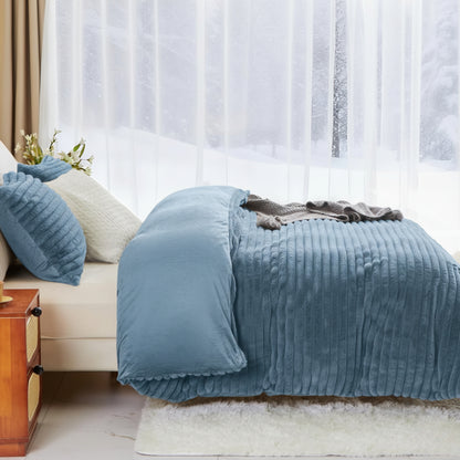 Slumblr® Winter Warm Fleece Bedding Set with Pillowcase