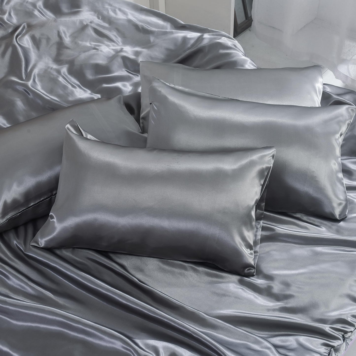 Slumblr® Solid Silk Bedding Set