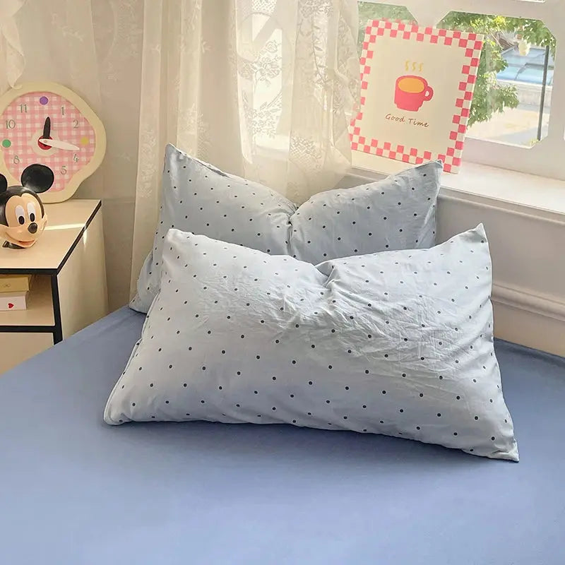 Pre-Washed Microfiber Duvet Cover Set with 2 Pillowcases - Ultra Soft Wrinkle-Resistant Bedding Set, Hypoallergenic & Breathable