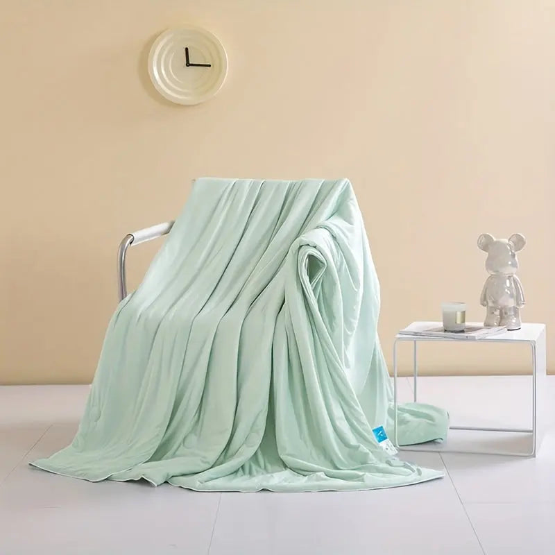 Slumblr® Ice Cooling Comforter Slumblr