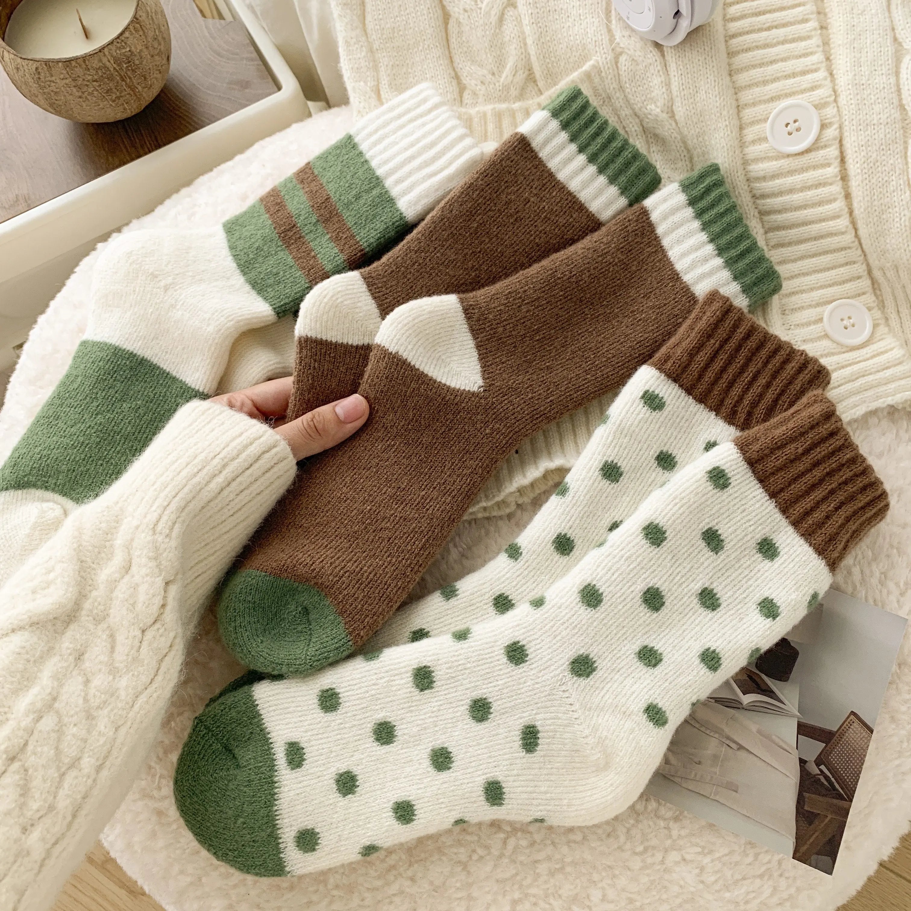 Slumblr® Winter Cozy Socks (4 Pairs) Slumblr